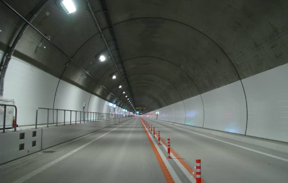 Tokai-hokuriku Expressway Hida Tunnel